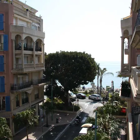 Victoria Palace Sea View Apartman *